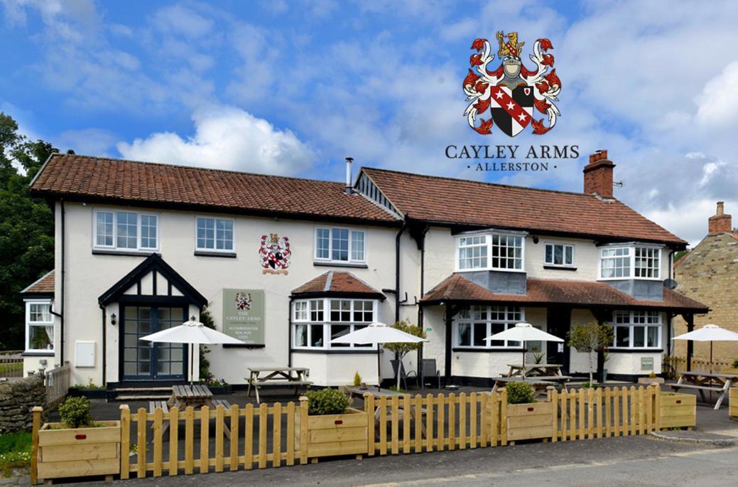 פיקרינג The Cayley Arms Inn מראה חיצוני תמונה