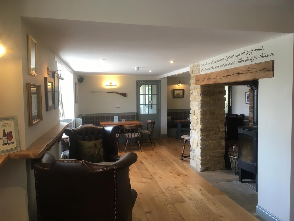 פיקרינג The Cayley Arms Inn מראה חיצוני תמונה