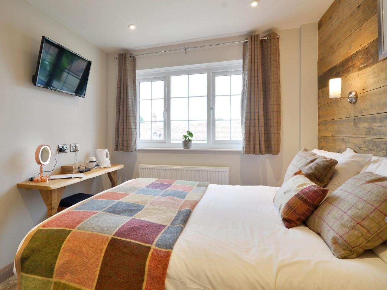פיקרינג The Cayley Arms Inn מראה חיצוני תמונה